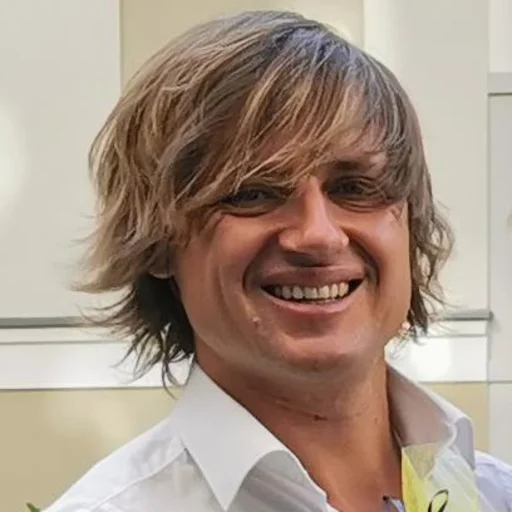 Dr. Andreas Papadopulos
